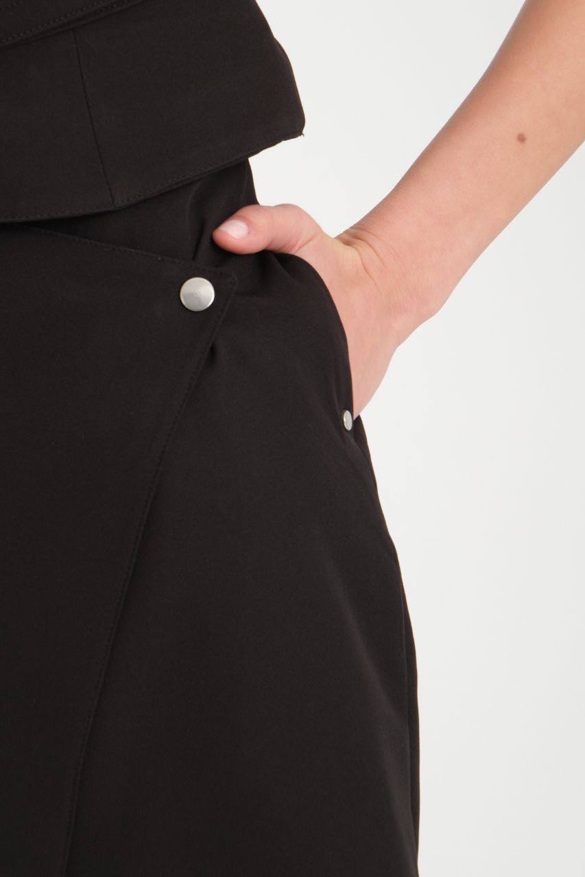 Kemer Detaylı Yelek Üst & Şort Etek Takım